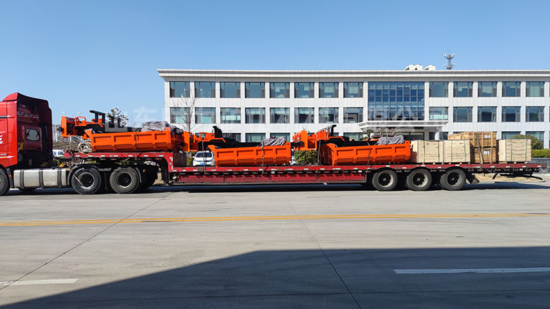 6臺5噸井下礦用車出口散件發(fā)貨